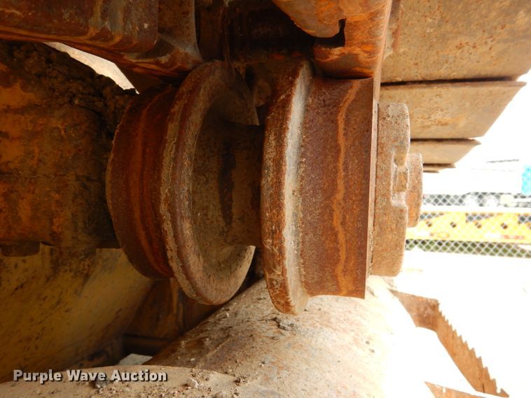 image for item DL8767 Caterpillar 953C  track loader