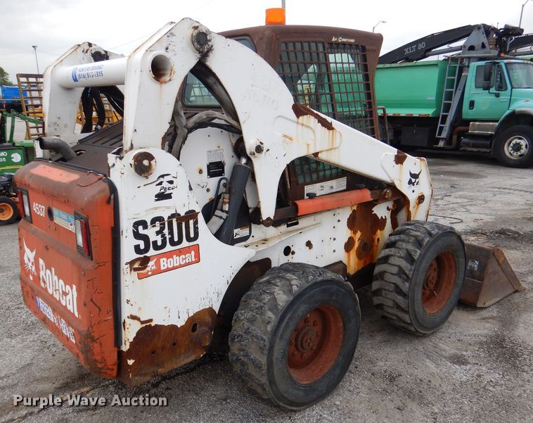 image for item DL8768 2009 Bobcat S300  skid steer loader