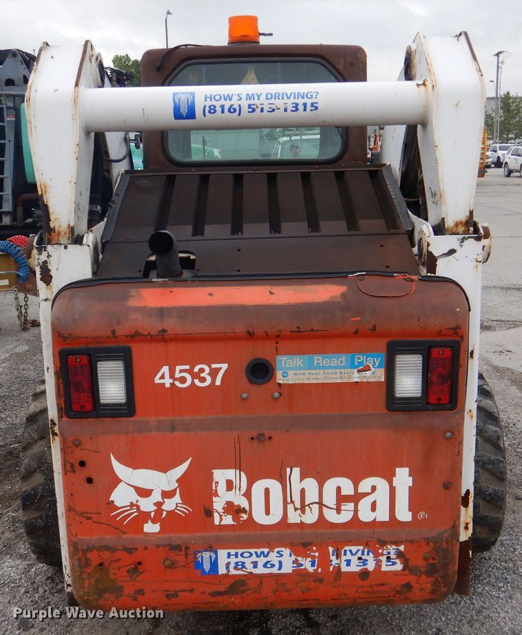 image for item DL8768 2009 Bobcat S300  skid steer loader