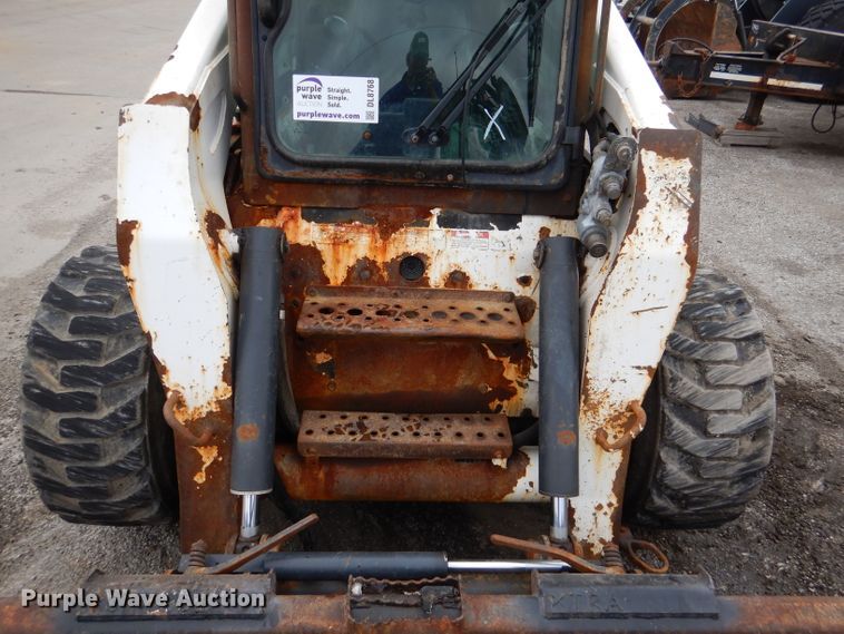 image for item DL8768 2009 Bobcat S300  skid steer loader
