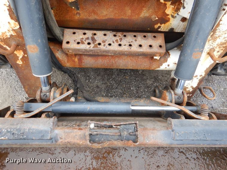 image for item DL8768 2009 Bobcat S300  skid steer loader