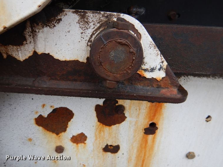 image for item DL8768 2009 Bobcat S300  skid steer loader