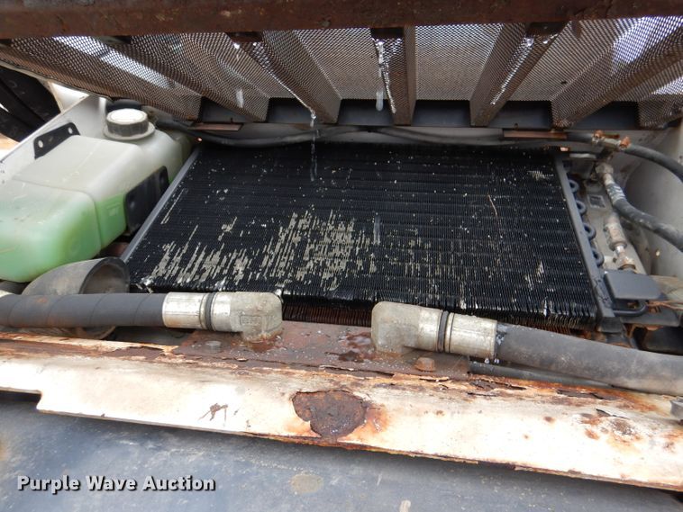 image for item DL8768 2009 Bobcat S300  skid steer loader