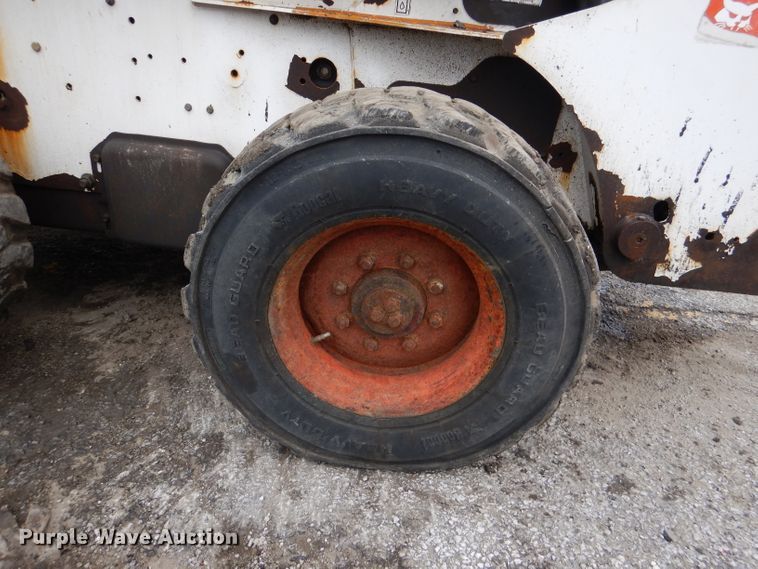 image for item DL8768 2009 Bobcat S300  skid steer loader