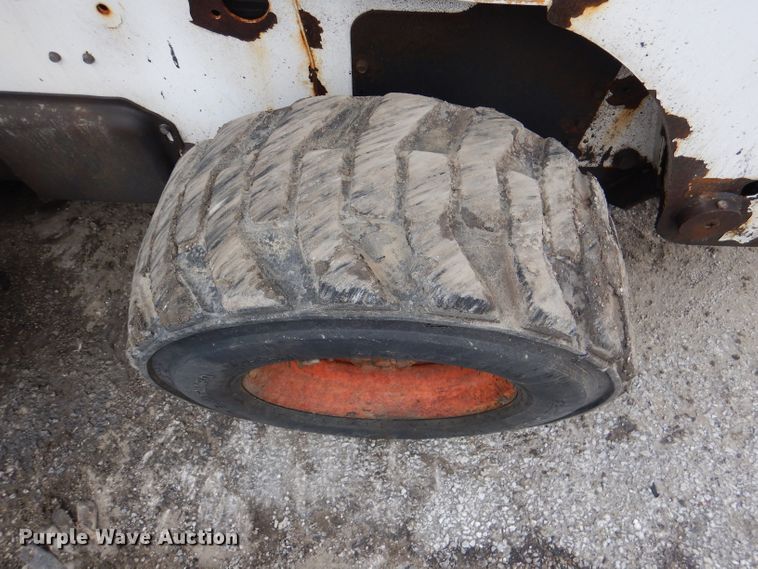 image for item DL8768 2009 Bobcat S300  skid steer loader