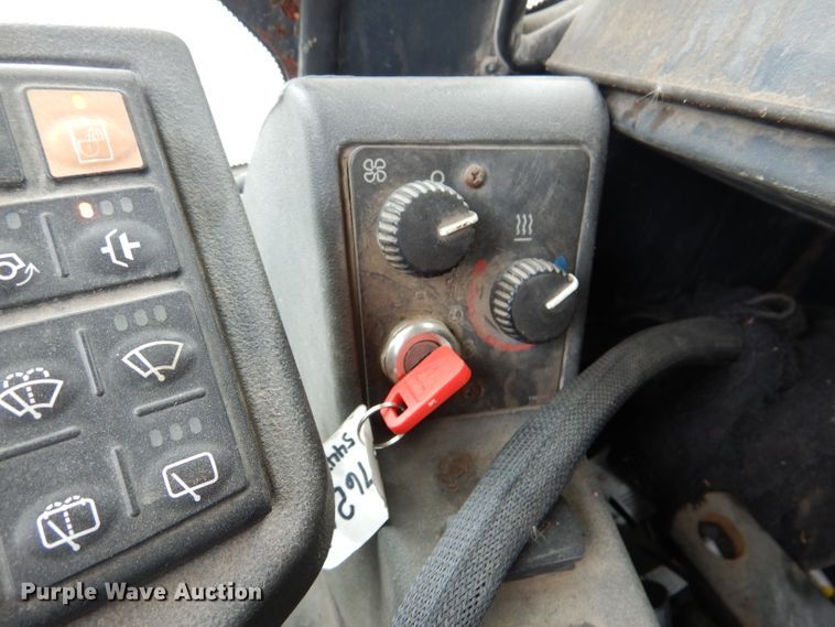 image for item DL8771 2006 John Deere 544J  wheel loader