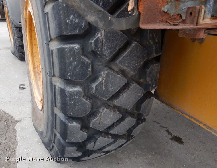 image for item DL8771 2006 John Deere 544J  wheel loader