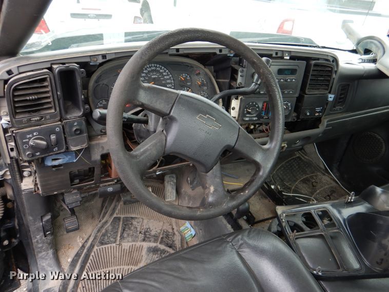 image for item DL8772 2005 Chevrolet Silverado 2500HD  pickup truck