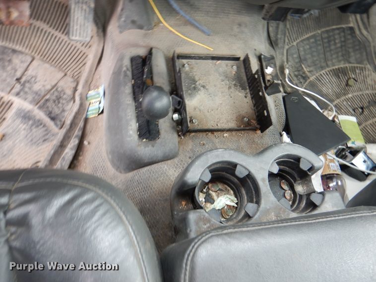 image for item DL8772 2005 Chevrolet Silverado 2500HD  pickup truck