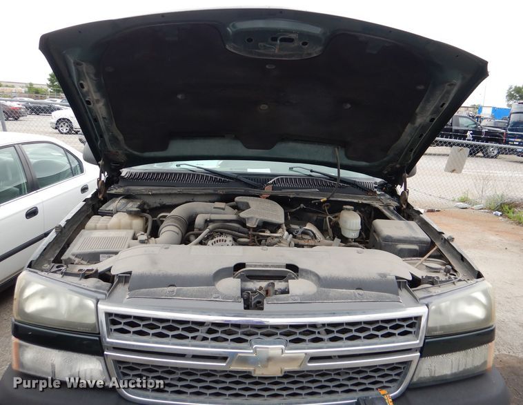 image for item DL8772 2005 Chevrolet Silverado 2500HD  pickup truck