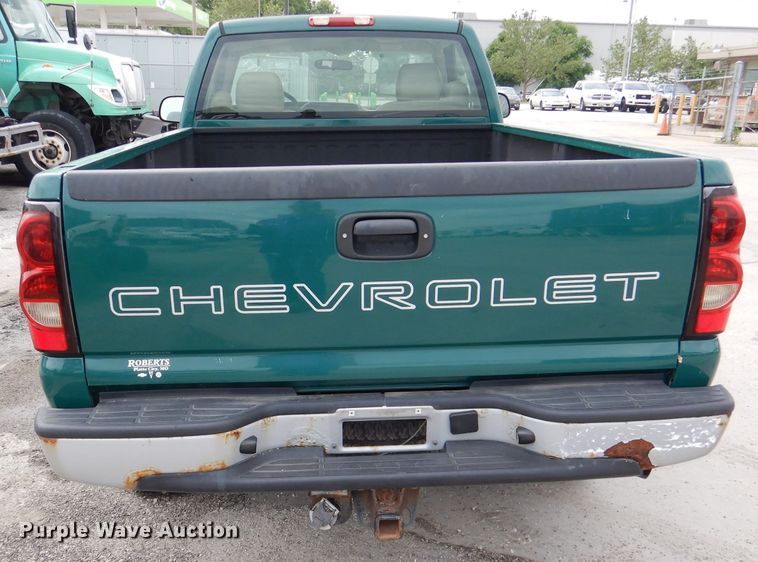 image for item DL8776 2006 Chevrolet Silverado 2500HD  pickup truck