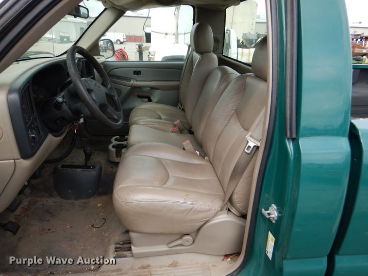 image for item DL8776 2006 Chevrolet Silverado 2500HD  pickup truck