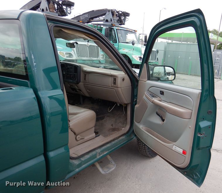 image for item DL8776 2006 Chevrolet Silverado 2500HD  pickup truck