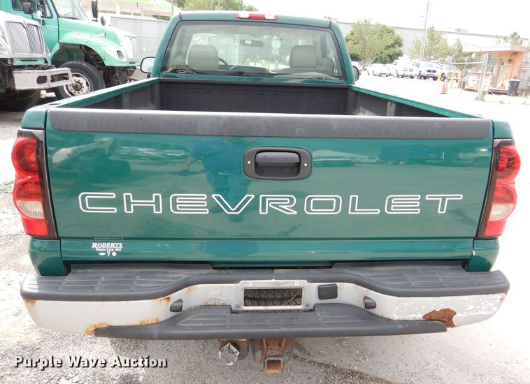 image for item DL8776 2006 Chevrolet Silverado 2500HD  pickup truck