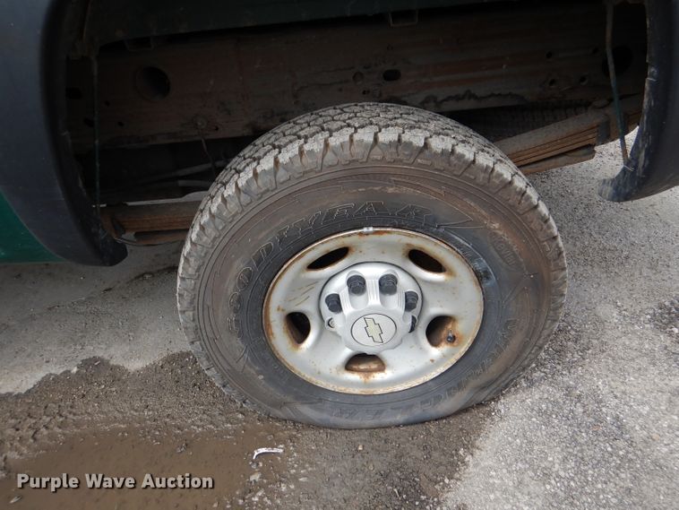 image for item DL8776 2006 Chevrolet Silverado 2500HD  pickup truck