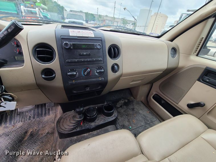 image for item DL8777 2006 Ford F150  SuperCab pickup truck