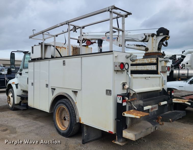 image for item DL8778 2013 International DuraStar 4300  utility / service truck