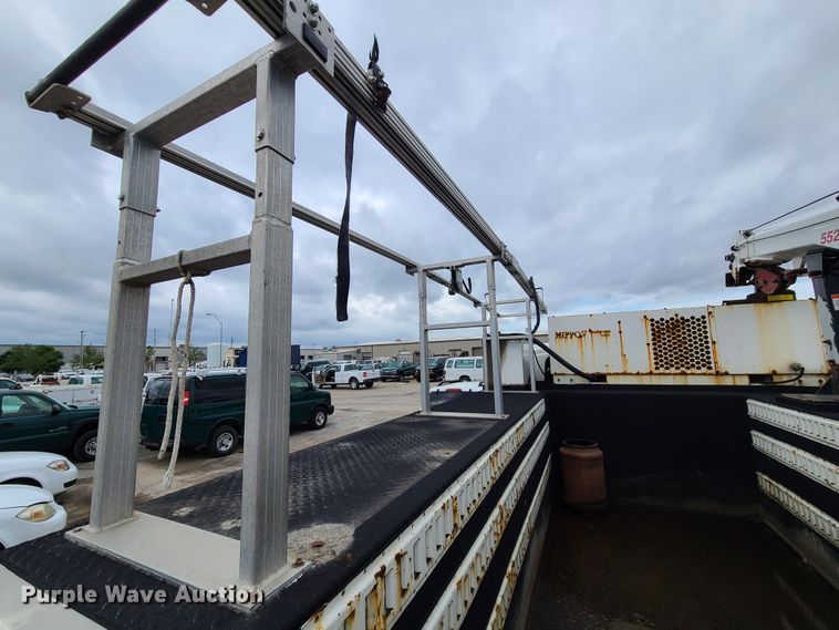 image for item DL8778 2013 International DuraStar 4300  utility / service truck