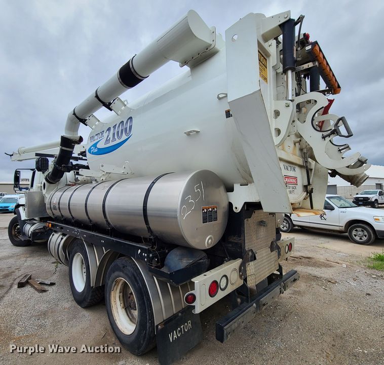 image for item DL8781 2015 International WorkStar 7400  sewer jetter truck