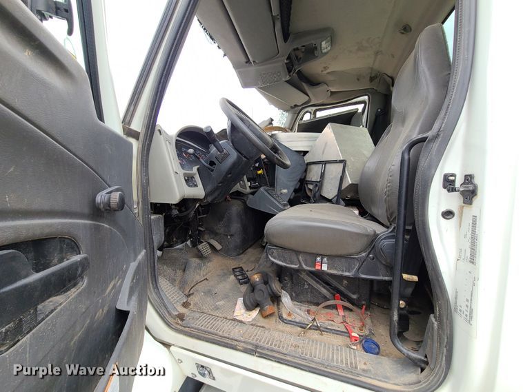 image for item DL8781 2015 International WorkStar 7400  sewer jetter truck