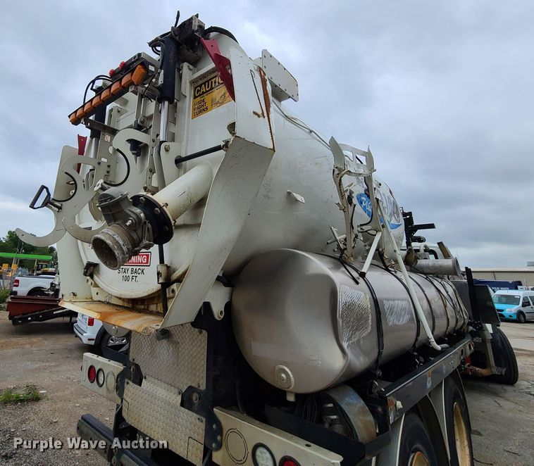 image for item DL8781 2015 International WorkStar 7400  sewer jetter truck