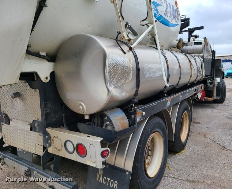 image for item DL8781 2015 International WorkStar 7400  sewer jetter truck