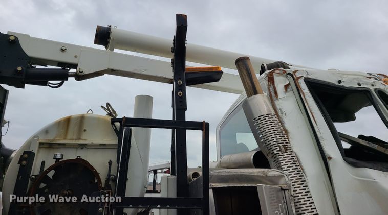 image for item DL8781 2015 International WorkStar 7400  sewer jetter truck