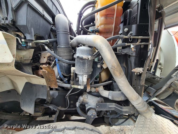 image for item DL8781 2015 International WorkStar 7400  sewer jetter truck