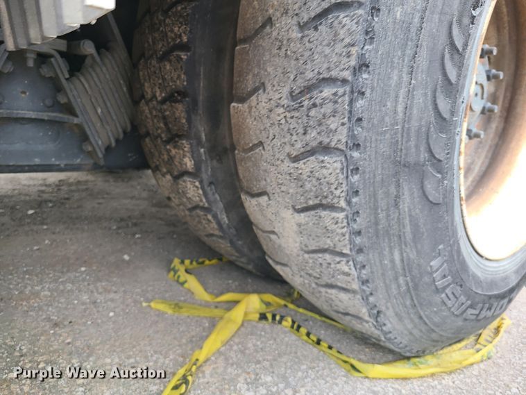 image for item DL8781 2015 International WorkStar 7400  sewer jetter truck