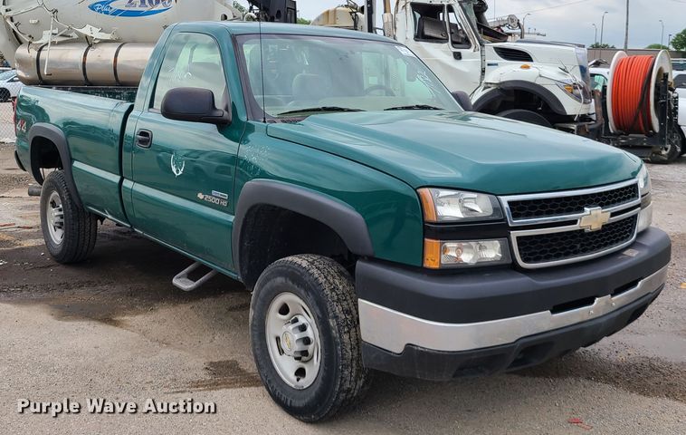 image for item DL8782 2006 Chevrolet Silverado 2500HD  pickup truck