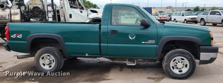 image for item DL8782 2006 Chevrolet Silverado 2500HD  pickup truck