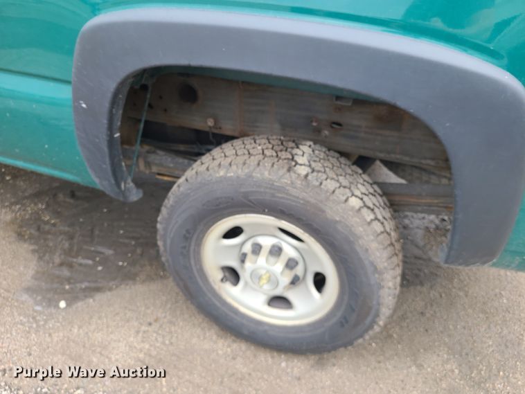 image for item DL8782 2006 Chevrolet Silverado 2500HD  pickup truck