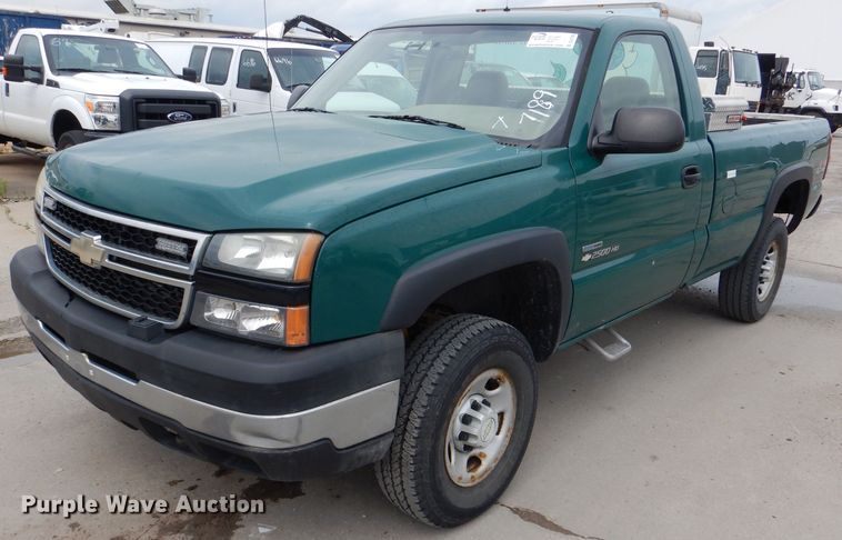 image for item DL8785 2006 Chevrolet Silverado 2500HD  pickup truck