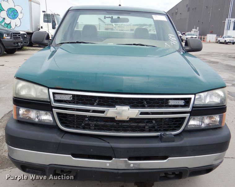 image for item DL8785 2006 Chevrolet Silverado 2500HD  pickup truck