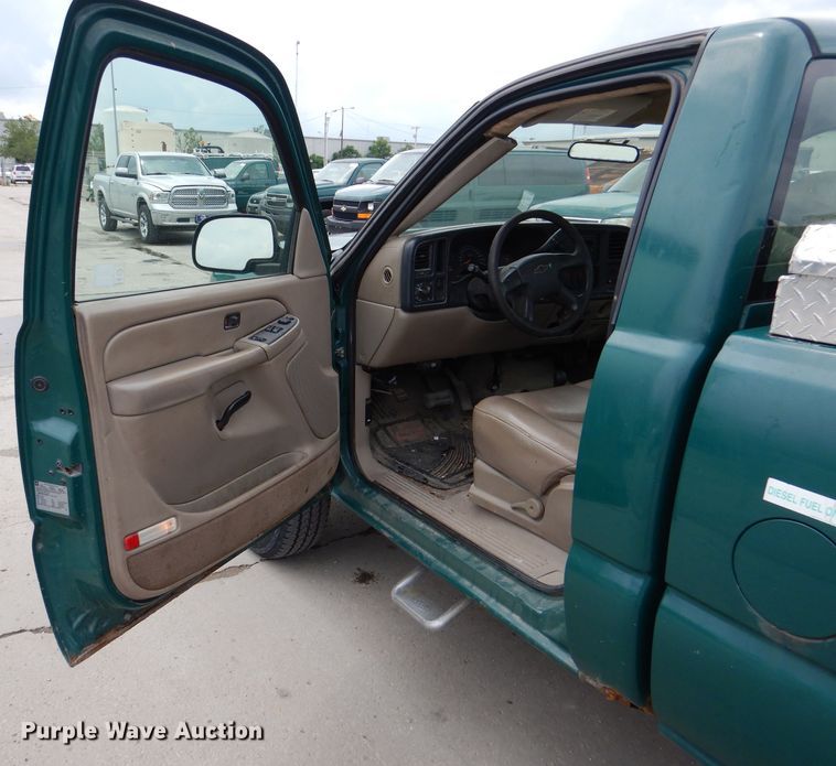 image for item DL8785 2006 Chevrolet Silverado 2500HD  pickup truck