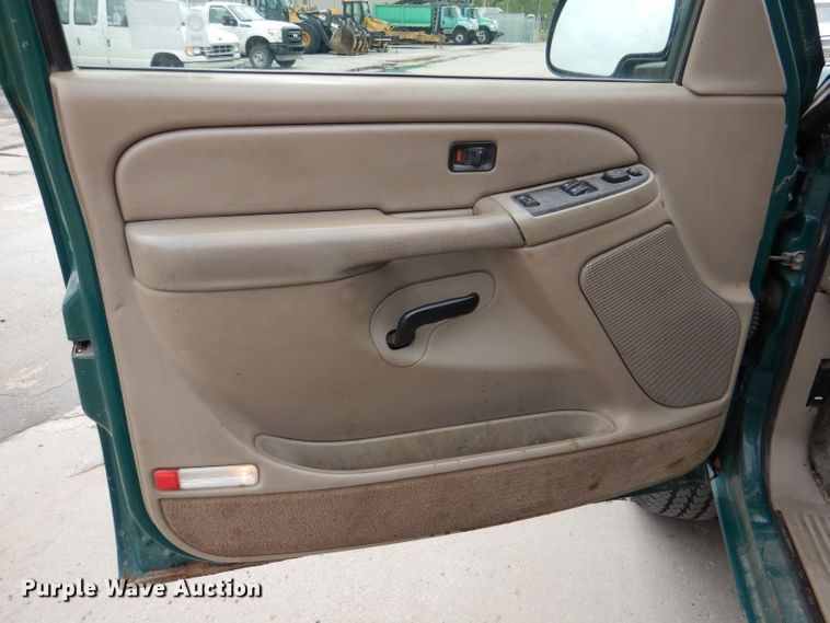 image for item DL8785 2006 Chevrolet Silverado 2500HD  pickup truck