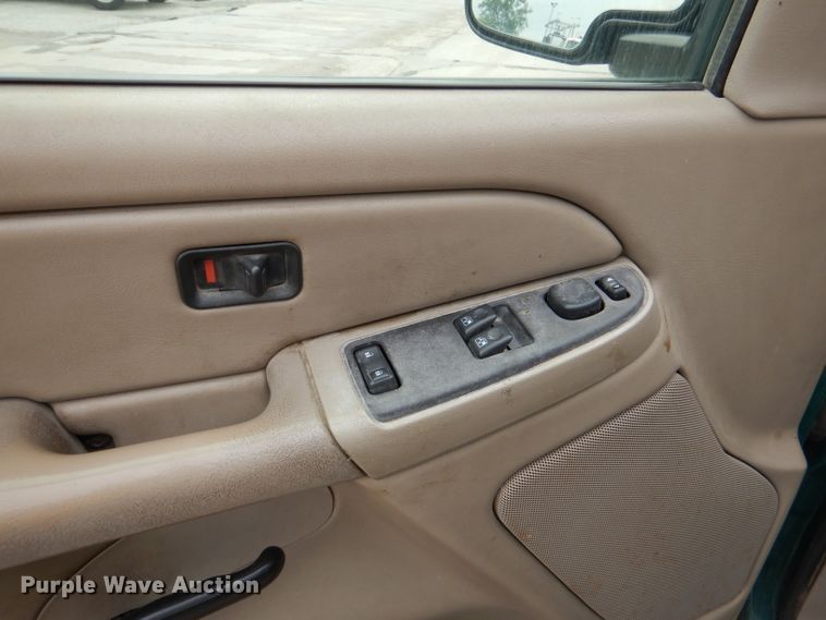 image for item DL8785 2006 Chevrolet Silverado 2500HD  pickup truck