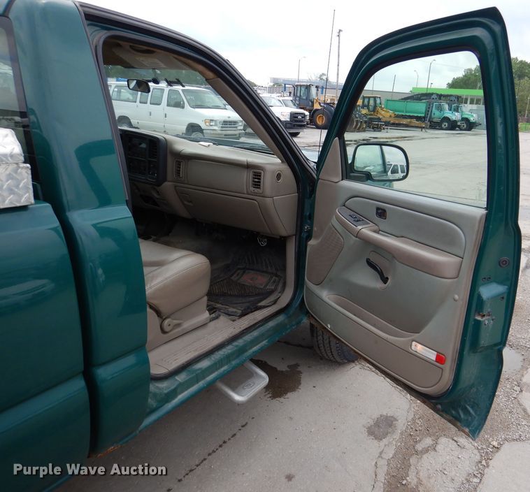 image for item DL8785 2006 Chevrolet Silverado 2500HD  pickup truck