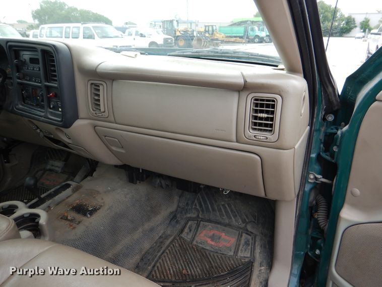 image for item DL8785 2006 Chevrolet Silverado 2500HD  pickup truck