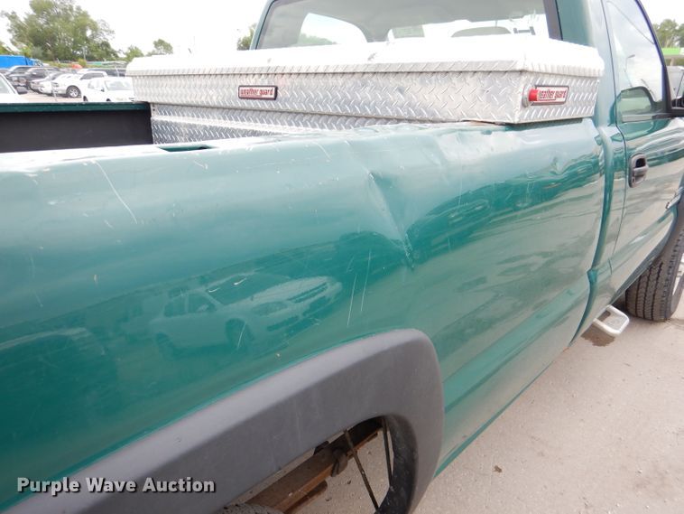 image for item DL8785 2006 Chevrolet Silverado 2500HD  pickup truck