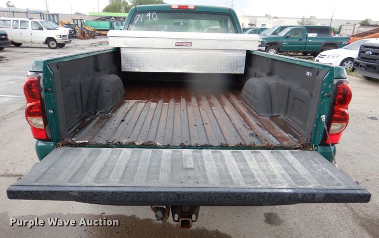 image for item DL8786 2006 Chevrolet Silverado 2500HD  pickup truck