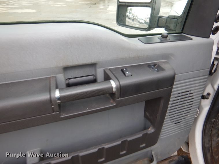 image for item DL8787 2012 Ford F350 Super Duty  pickup truck