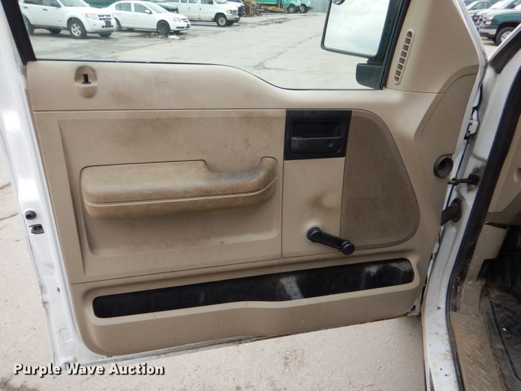 image for item DL8790 2006 Ford F150 XL  SuperCab pickup truck