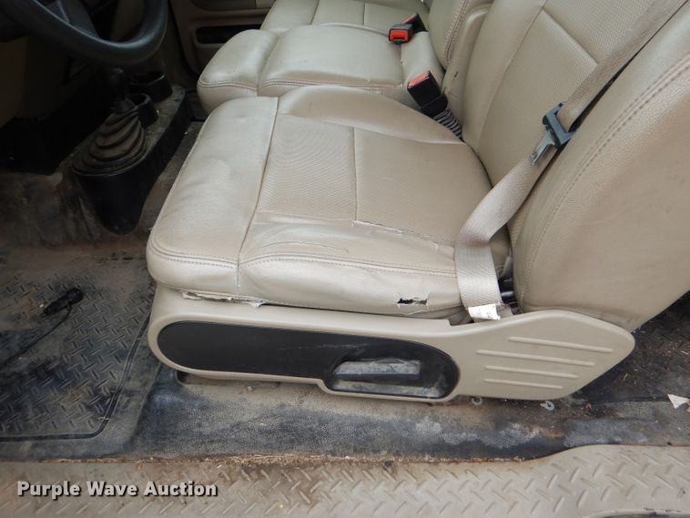 image for item DL8790 2006 Ford F150 XL  SuperCab pickup truck