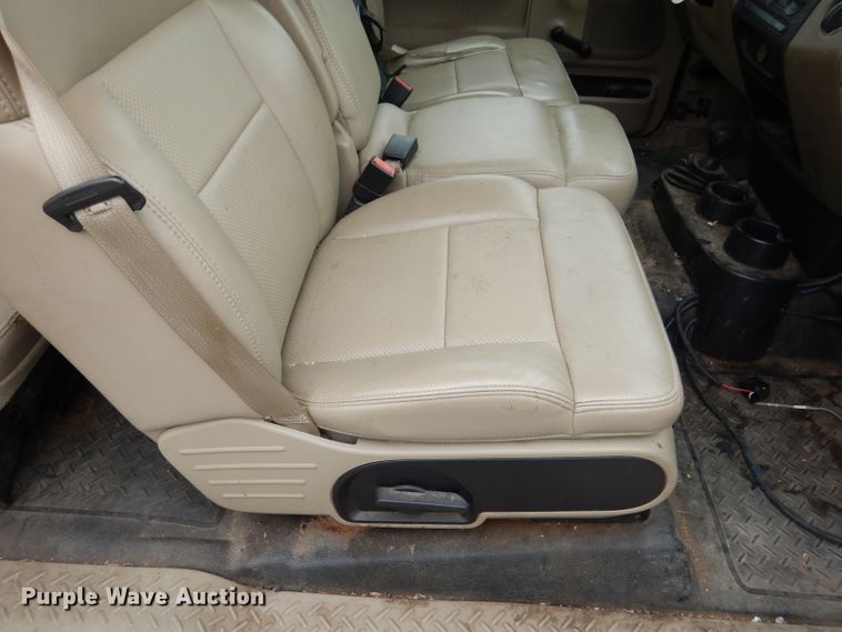 image for item DL8790 2006 Ford F150 XL  SuperCab pickup truck