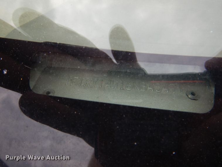 image for item DL8790 2006 Ford F150 XL  SuperCab pickup truck