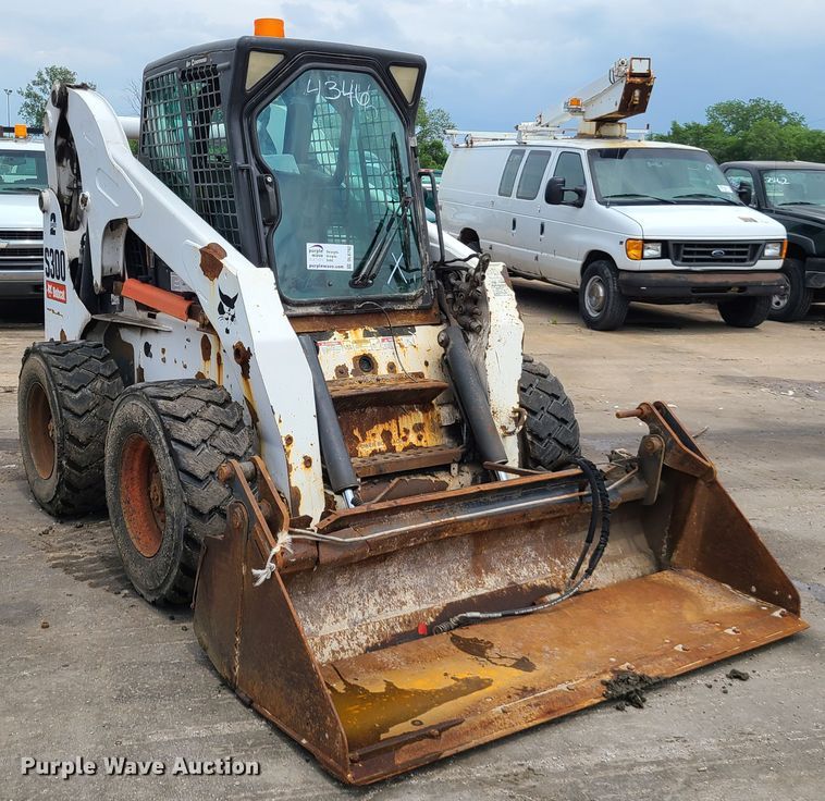 image for item DL8792 2009 Bobcat S300  skid steer loader