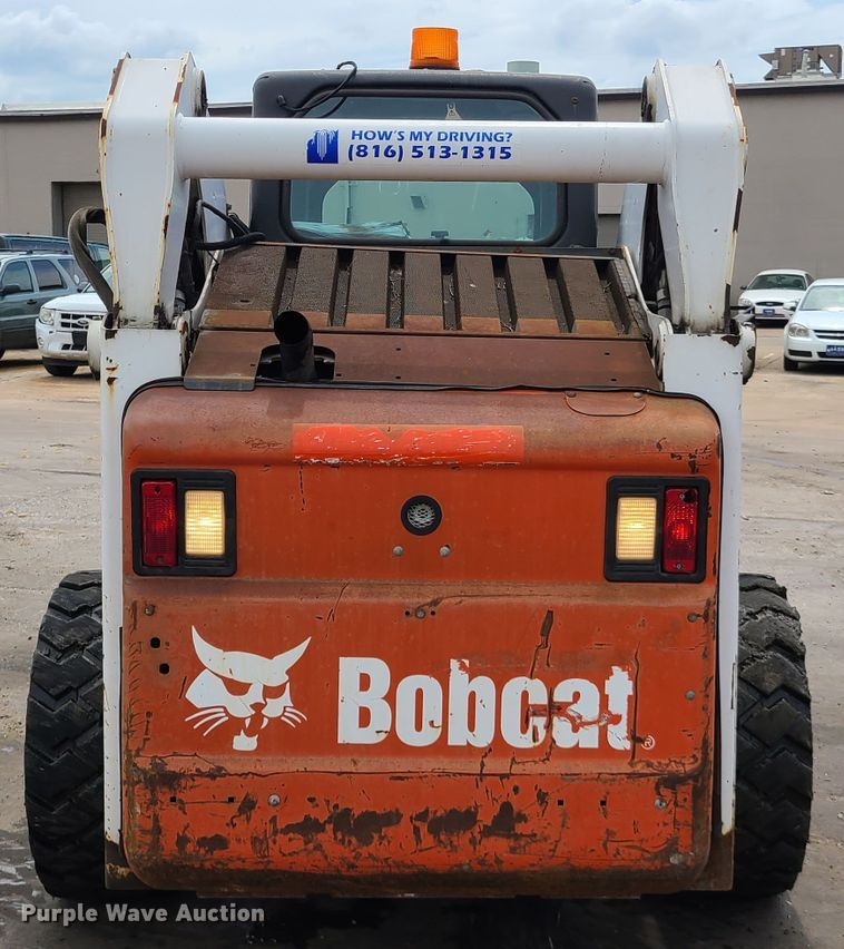 image for item DL8792 2009 Bobcat S300  skid steer loader
