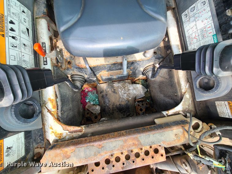 image for item DL8792 2009 Bobcat S300  skid steer loader