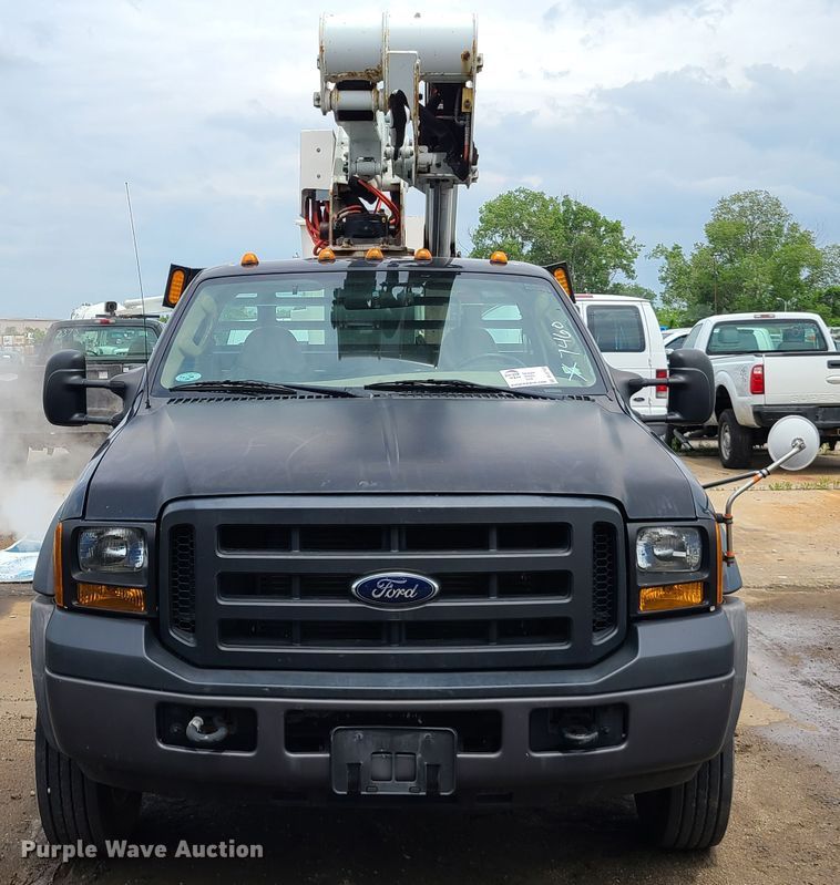 image for item DL8794 2007 Ford F550 Super Duty  bucket truck